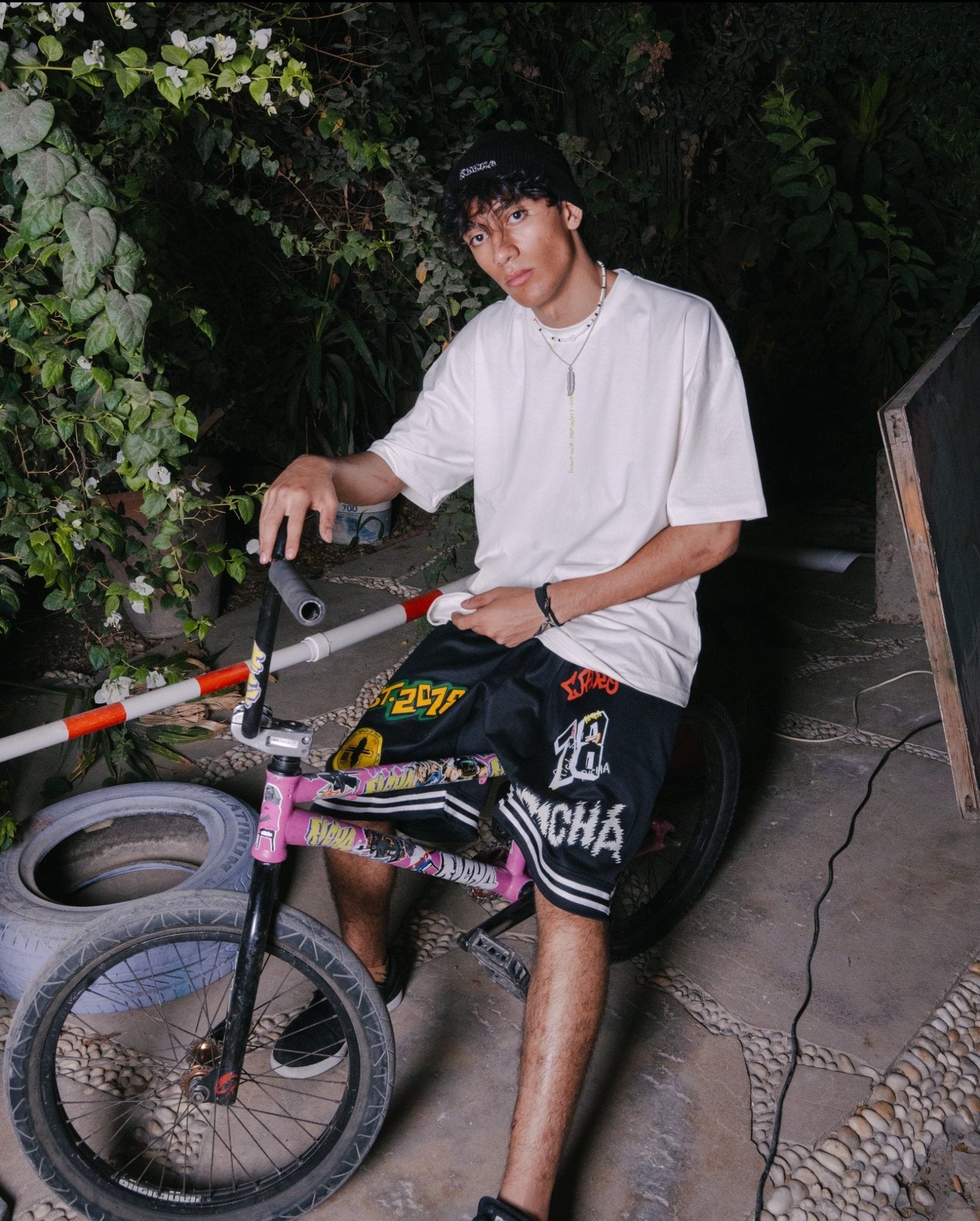 6Patch Basketball Shorts - Black - Richa UAE