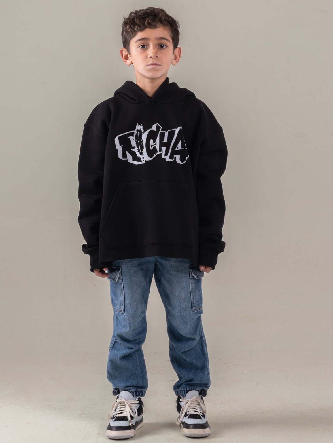 Black Basic Hoodie - Richa UAE