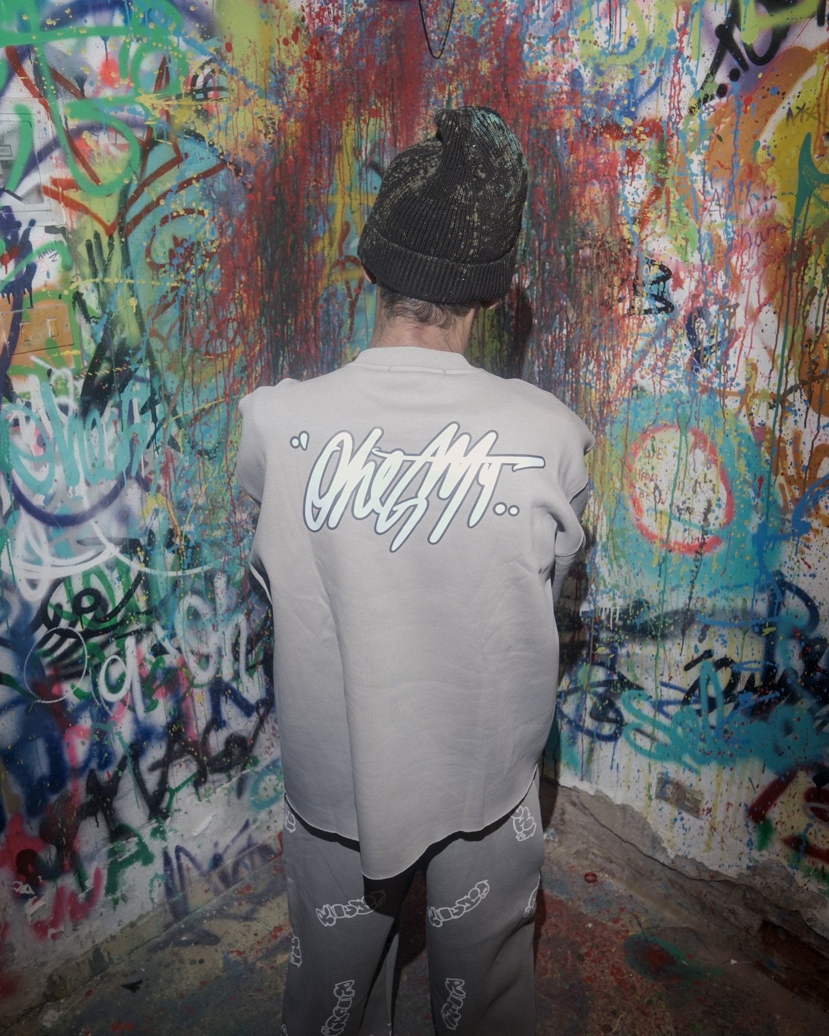 r&R®23 Grey Crew Neck - Richa UAE