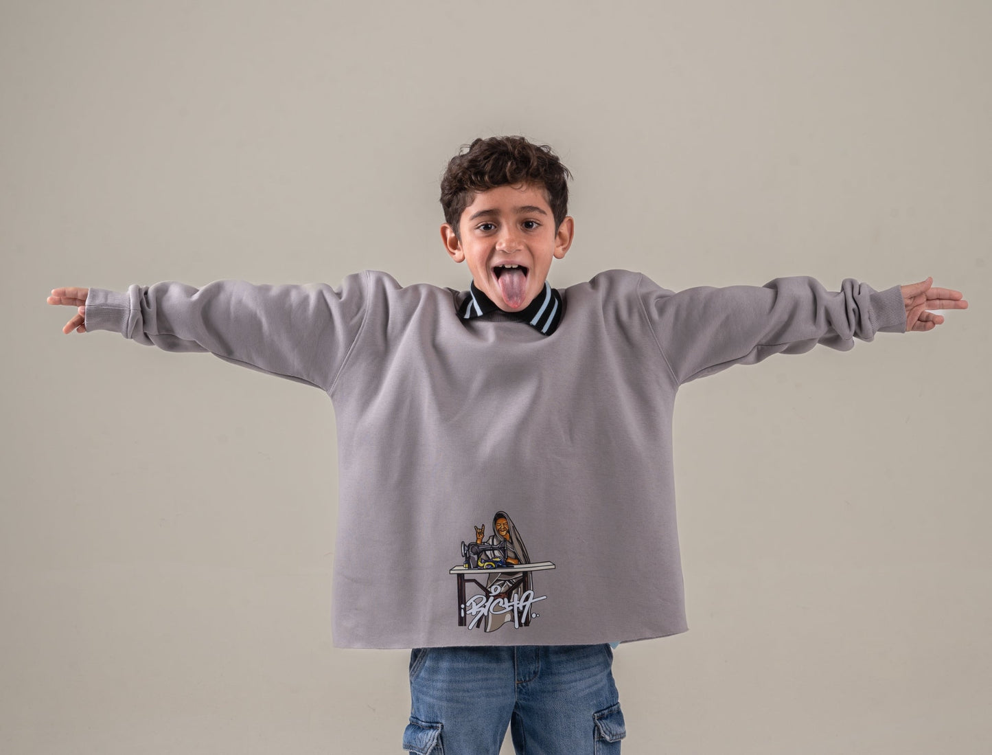 r&R®23 Grey Crew Neck - Richa UAE